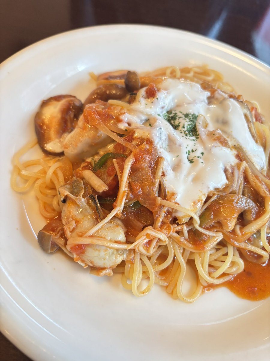 昨日は僕と楽屋で共演させていただいた美里さんにお誘いいただき、交流会へ！！

現場で活躍されてる役者さん、声優さん、カメラマンさんなどなど色んな方とお話しできてとても楽しかった〜✨

<a href="/33mst_t/">髙柳 美里</a> ありがとうございました！！☺️🌼

ご挨拶に必死で写真を撮り忘れてしまったのでお昼ご飯を、、🍝