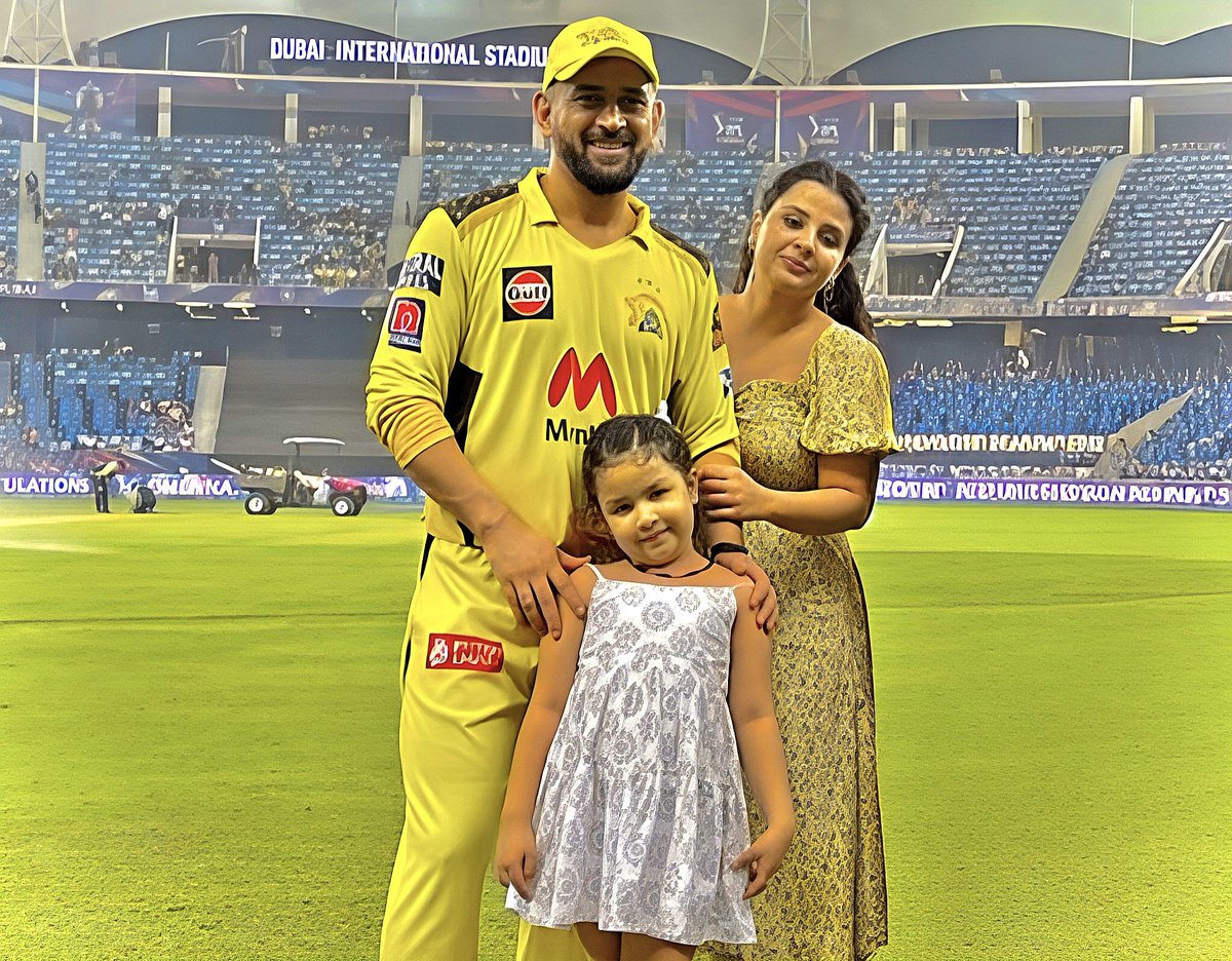 IS_Netwrk29's tweet photo. 🚨 MS DHONI SHARES HIS FUNNY MOMENTS WITH WIFE 🚨

MS Dhoni 🗣️:

“I retired from Test cricket in 2015, so I got a little more time with my family. Generally, my wife and I don’t talk much about cricket, but one day we were watching a match together"

The bowler delivered a wide, the batter stepped out and got stumped. My wife immediately said, ‘He’s not out, you can’t be stumped off a wide!’

By the time she finished saying ‘not out’, the batter had already started walking back. She was confident they would call him back.

I told her, ‘Stumping is not allowed only on a no-ball, not on a wide.’
She replied, ‘You don’t know anything, just watch, they’ll call him back!’ " 🤣🤣

#MSDhoni #CSK #ISN29