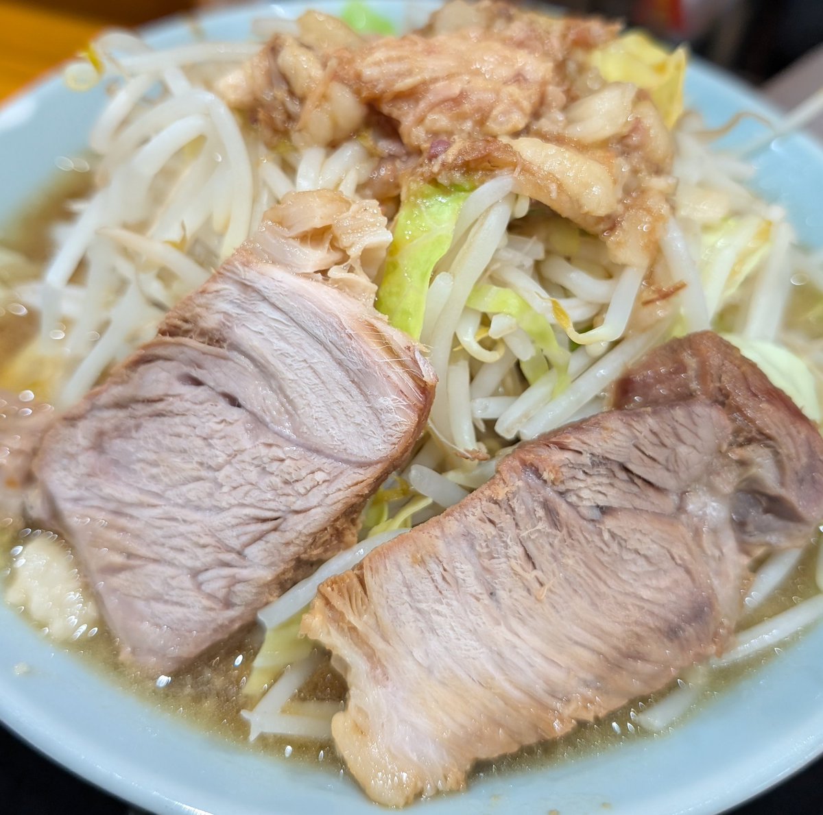 今日は2026年初のプレミアムフライデーらしい。確かに、心なしか街ゆく人々も笑顔な気がする。そんなに嬉しいのか、プレミアムフライデーが。今日は久しぶりに聖闘士星矢ソルジャーズソウルをやる。ただの聖闘士星矢ソルジャーズソウルじゃねえぞ2026年初の聖闘士星矢ソルジャーズソウルだ。乾杯…！