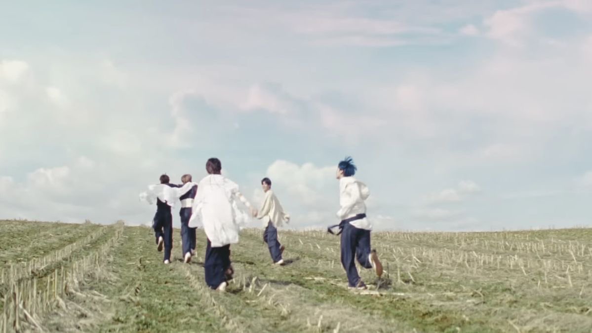 pagesoftxt's tweet image. wherever you’re going, i’m going there too