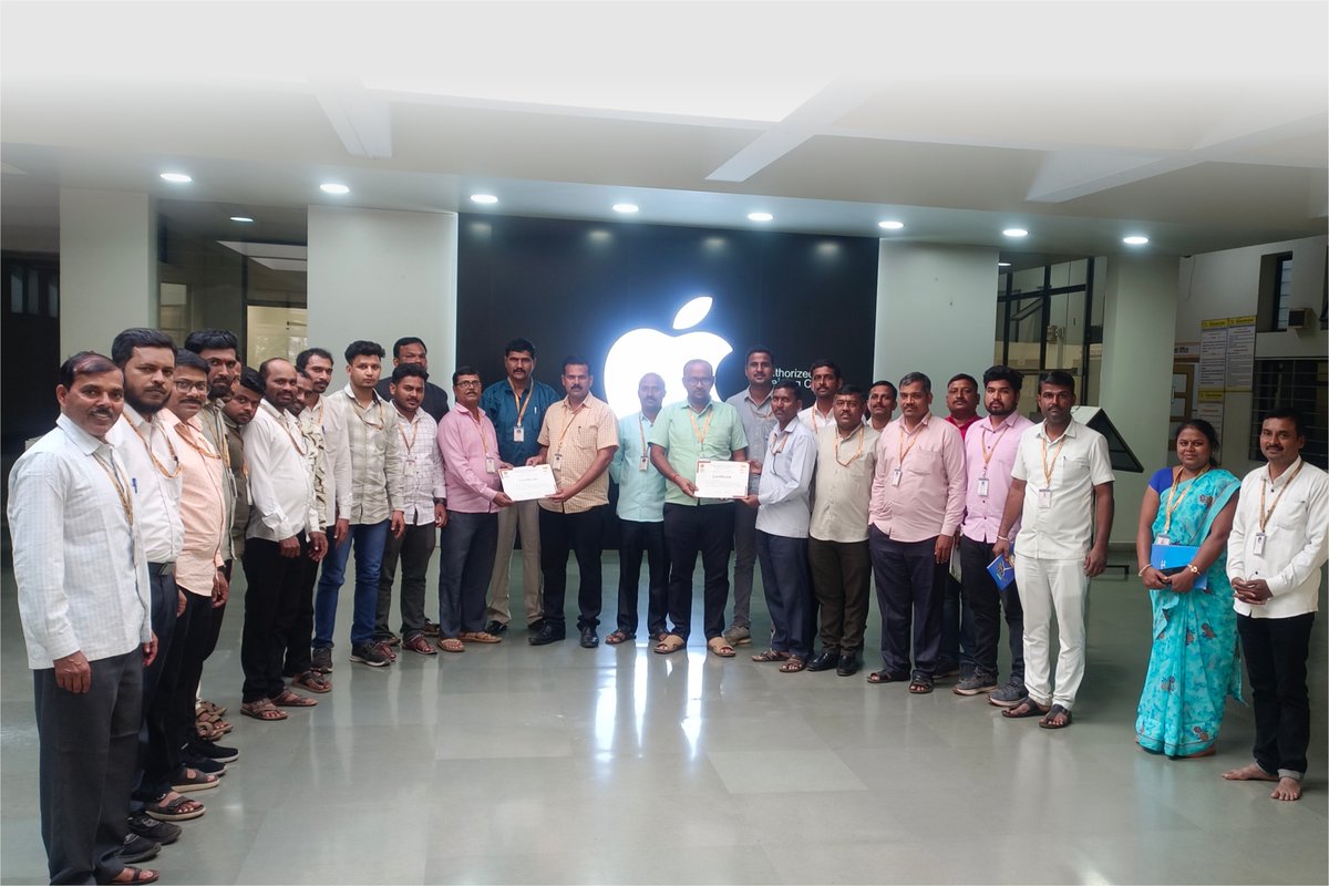 ritindia1983's tweet photo. One-day training on “MS Word and AI” successfully conducted by Dept. of CSE &amp; CSIT, RIT Rajaramnagar on 23-12-2025 🖥️🤖
Hands-on sessions empowered staff with digital &amp; AI-driven office skills 🚀✨
#RIT #CSE #CSIT #MSWord #AI #DigitalSkills #FacultyDevelopment https://t.co/JdgBKXTSGP