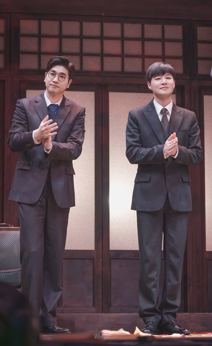 260109 팬레터 커튼콜  

김해진 役 #김종구
이윤 役 #정민