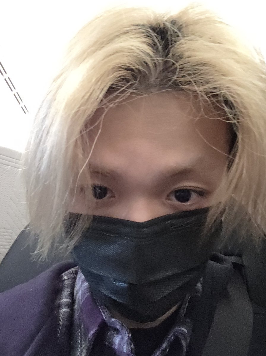 doyounggpcs's tweet image. 260109 doyoung weverse post 🌟

#도영 #트레저