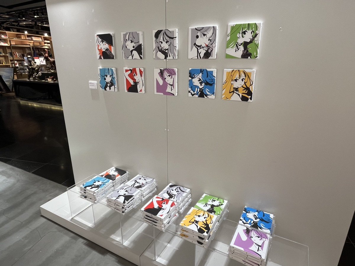 本日ご在廊&ミニキャンバス再入荷！】 ☆『まのでまりな作品集 OPUS