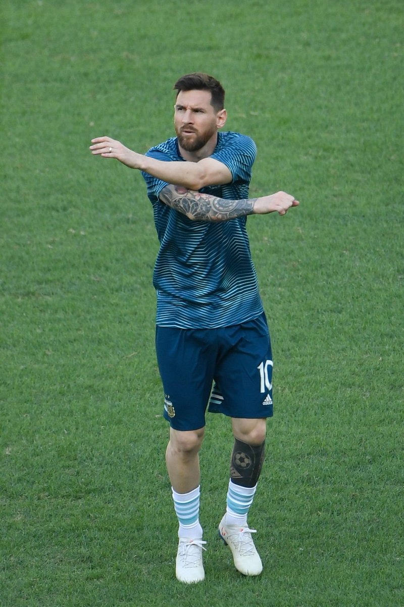 vittorocriador's tweet image. Minha ficante tá numa festa... Meu celular pode tocar a qualquer momento