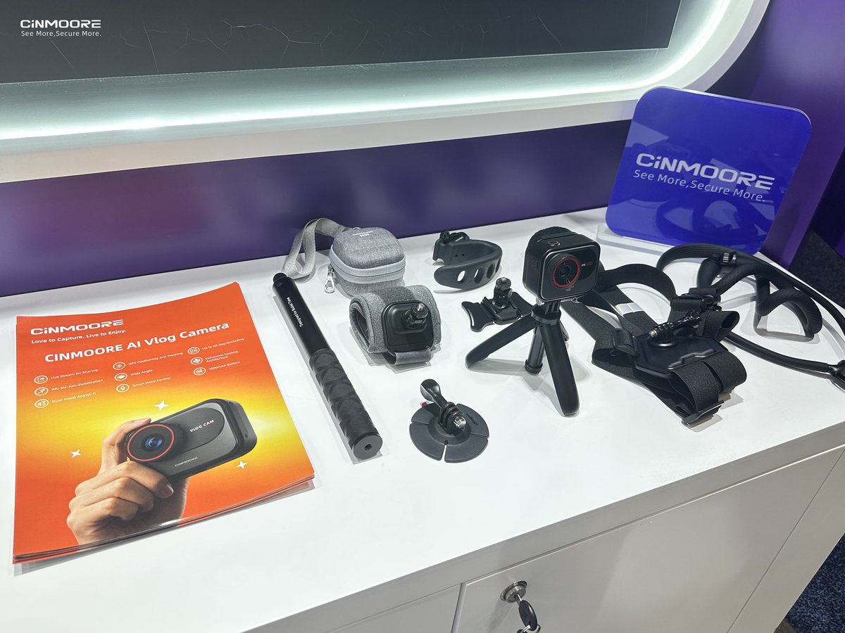 CinmooreAI's tweet photo. CES Day 3 | See Smart Security in Action

Day 3 at CES, and CINMOORE is drawing strong attention from global partners.
From wire-free installation to smart AI detection, our solutions are built for real-world security needs.

📍 Booth 51564
📍 Venetian Expo, Halls A–D https://t.co/RxOwydWwa3
