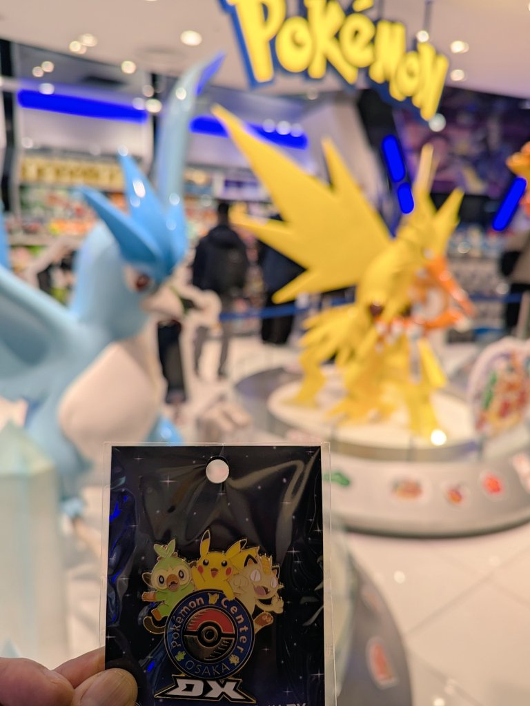 昨日に続いて地元ピンズ… (っ'-' )╮ =͟͟͞͞◒ GETだぜ✨ #ポケモン