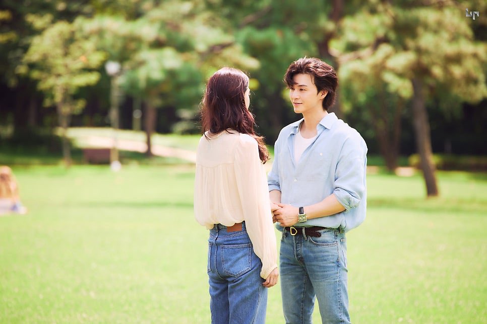 2_sam__4's tweet photo. 내맘대로 화영재형 엔딩은 이거라고 우기고싶다
둘다 너무 행복해보이자너 ,,, 🥹 https://t.co/A06BUPvT3j