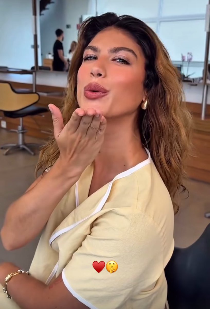 lo absolutamente preciosa y radiante que está giovanna 😩 literalmente el amor de mi vida para siempre