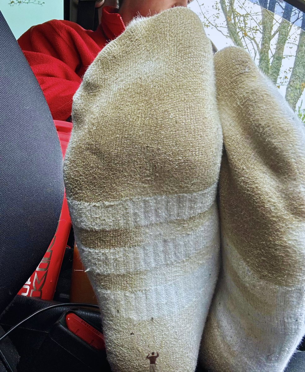 PhillyBoy204's tweet image. When Jarink finally agreed to let me worship him, he couldn't have known my deepest fantasy: to be shrunken down to almost nothing, forced to serve his giant, dirty socked soles.

Thanks to downsizing at the worst (and best) possible moment, he knows now. 🤷‍♂️

ft. @Jarink474663