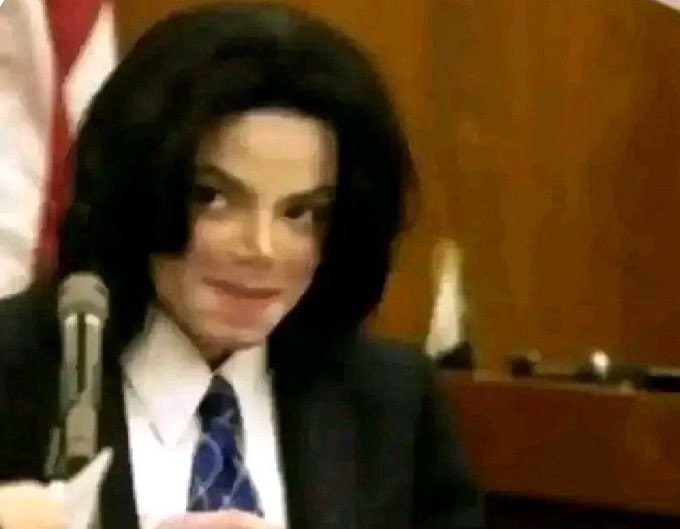 JustCasper_2's tweet image. If you want to get disgraced, try proposing your girl in public ✋🙂‍↕️✋.