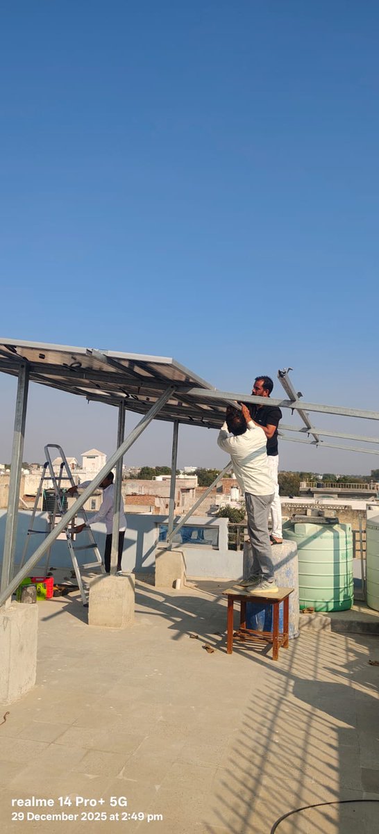 SANGATECHINDIA's tweet photo. 5kw solar system installed with lithium batteries Mr Yasin Khan sir .He is awarded from Rashtarpati Award. :---    Sangatech India Services and Sangatech Power https://t.co/XcuWCz72Jy