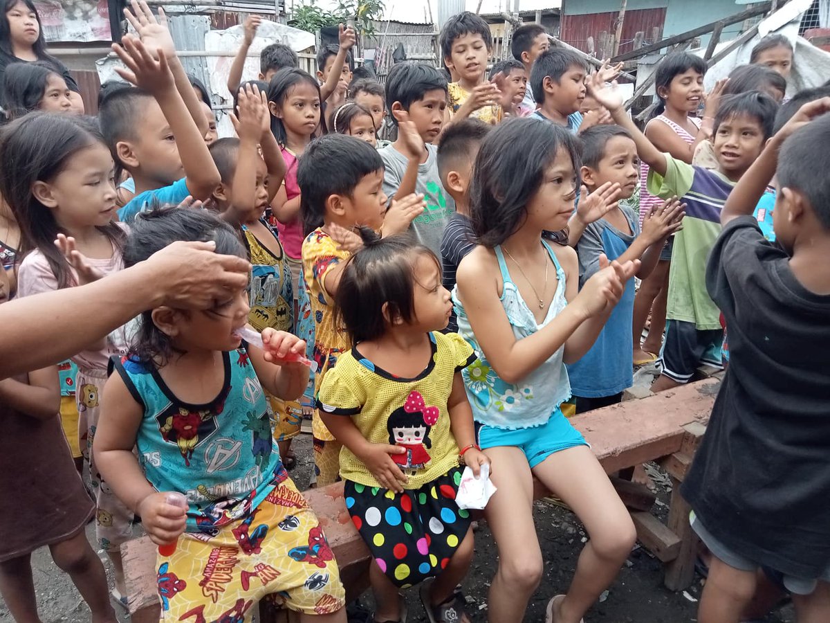 Dianah143's tweet photo. “And don’t forget to do good and to share with those in need. These are the sacrifices that please God.”

Hebrews 13:16

#Feedingprogram https://t.co/pBitkcQjCP