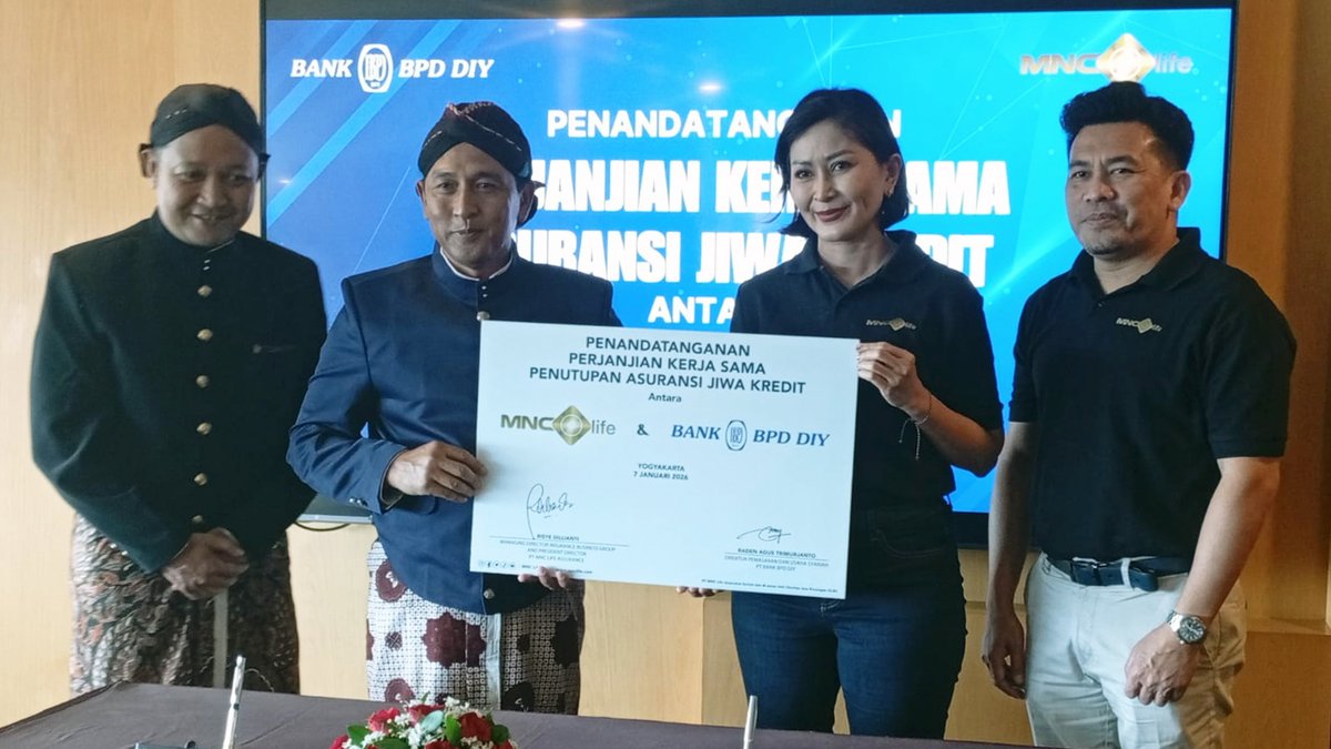 MNC Life resmi menandatangani kerja sama Asuransi Jiwa Kredit dengan BPD DIY untuk produk Personal Loan.

Kolaborasi ini menghadirkan perlindungan finansial yang lebih aman dan berkelanjutan bagi masyarakat Yogyakarta.

#MNCLife #BPDDIY #AsuransiJiwa #PersonalLoan