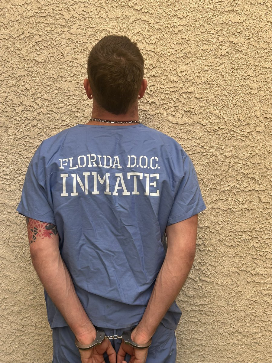Part two of my actual experience of prison intake is live now! #prisonroleplay #kinkroleplay #bdsm #kink #gaykink #fetish #gayfetish <a href="/MetalbondNYC/">Metal</a> 

Read it at metalbondnyc.com/intake-part-02/