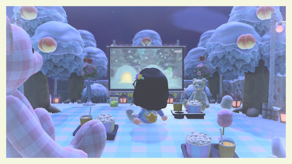 Cozy Thursday night movie 🎥 ✨