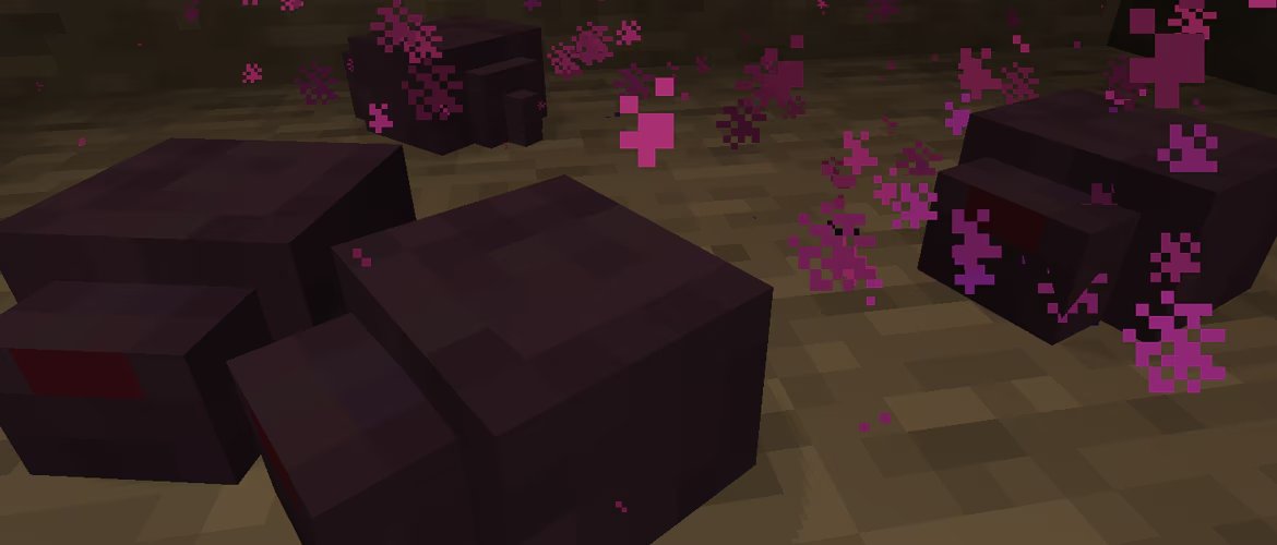 minecraftjapan's tweet image. これは一体…？痛っ！敵か！
となるエンダーマイトは
知っていますか？😱

エンダーパールを使用すると
低確率でスポーンします💦

エンダーマイトを攻撃しようとして
エンダーマンが集まるので
エンダーマントラップとして使えます✨

エンダーマンを1か所に集めれば
エンダーパール量産装置の完成👍