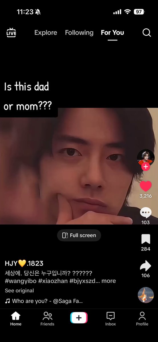 와진짜 안경안끼고가니까 돼지인줄알앗어.
남자 둘이 너무 사랑한 나머지 지독히 닮아감