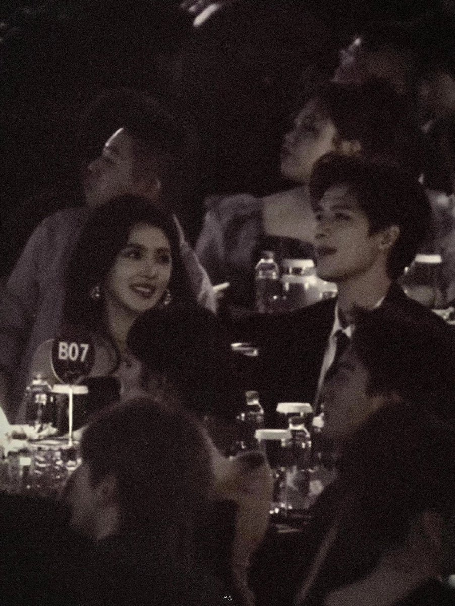 rruonans's tweet image. New Update for iQIYI’s romance drama #ILiveInYourTime #你那儿几点 

ㄴ Starring: #ZhangRuonan and #WangAnyu 
ㄴ Director: Huang Tianren (Someday or One Day, Amidst a Snowstorm of Love, etc…)
ㄴ Screenwriter: Hao Ru (Sweet Teeth, Falling Into You, You Are My Secret, etc…)
ㄴ…