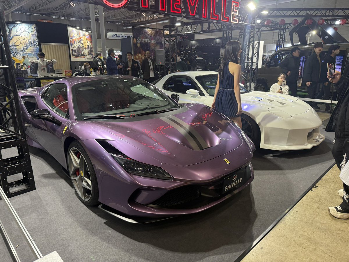 ととろ（感謝） 外車も見れて満足👍