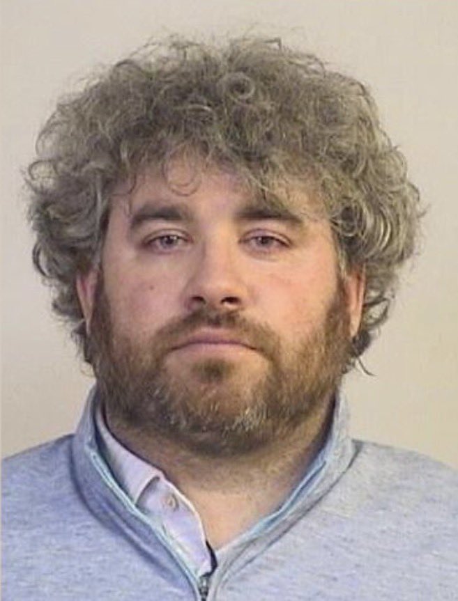 BigPurplePunch's tweet image. Pete Golding has more DUIs than national championship appearances.