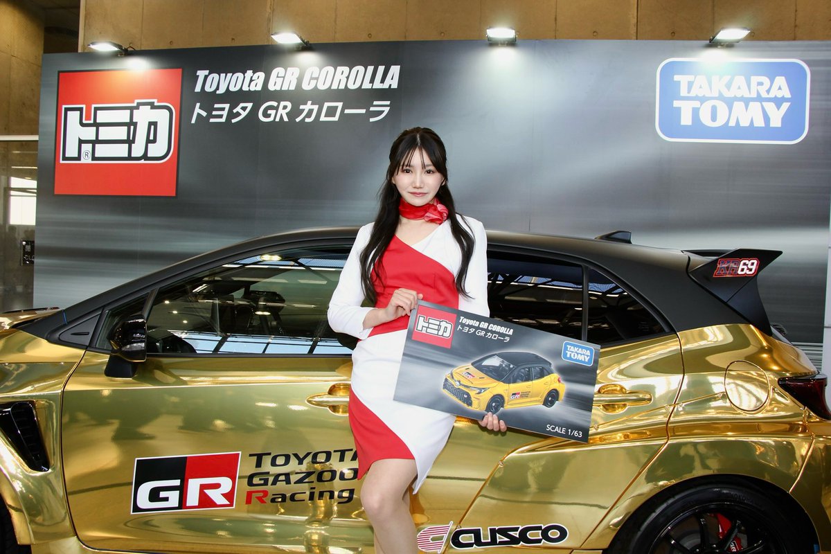 写真速報ありがとうございます🐥✨
金ピカりんのカローラ前に居ますദ്ദിᐢ- ̫-ᐢ₎

#東京オートサロン