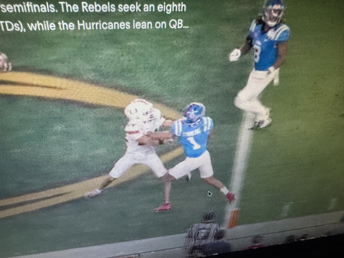 Alex__Monaco's tweet photo. In what world is that not pass interference on Miami Ole Miss was hosed!! #CFBPlayoff https://t.co/3106Rradnb