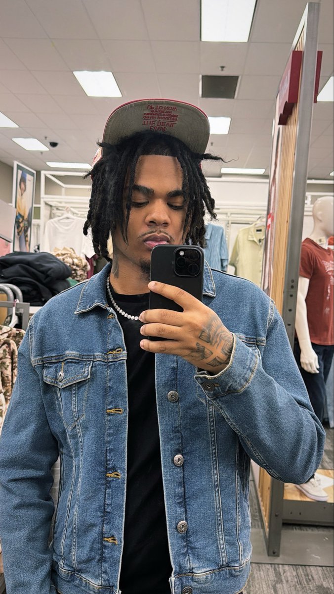 AVampLife's tweet image. 