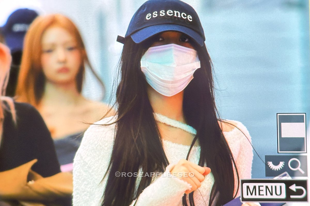 260109 🌸 출국

#IVE #IVE #LEESEO #LEESEO #ISO 
<a href="/IVE_twt/">IVE</a>