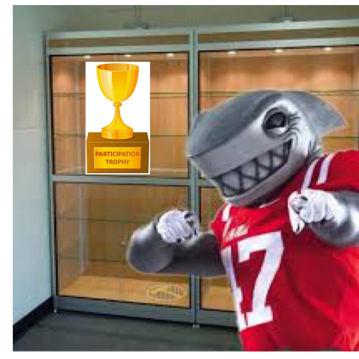 tigerjoker84's tweet image. Hey at least Pete Golding has a trophy to show recruits now

@AYSSPORTS @AJP413 @BoodaCheese
