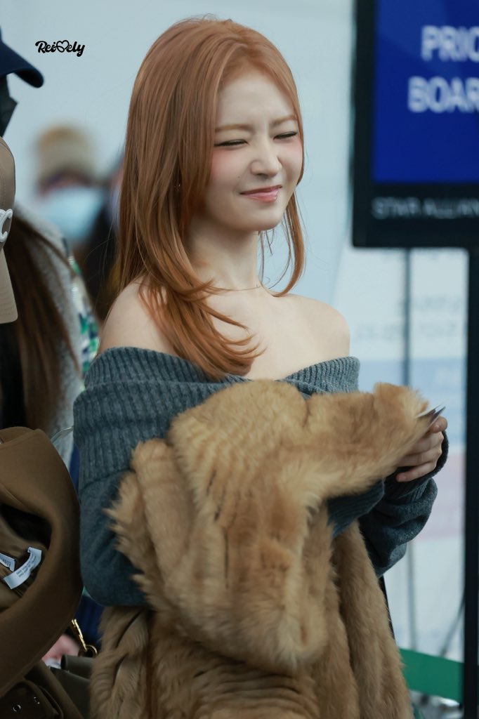 𝐑𝐞𝐢𝐯𝐞𝐥𝐲 tweet media