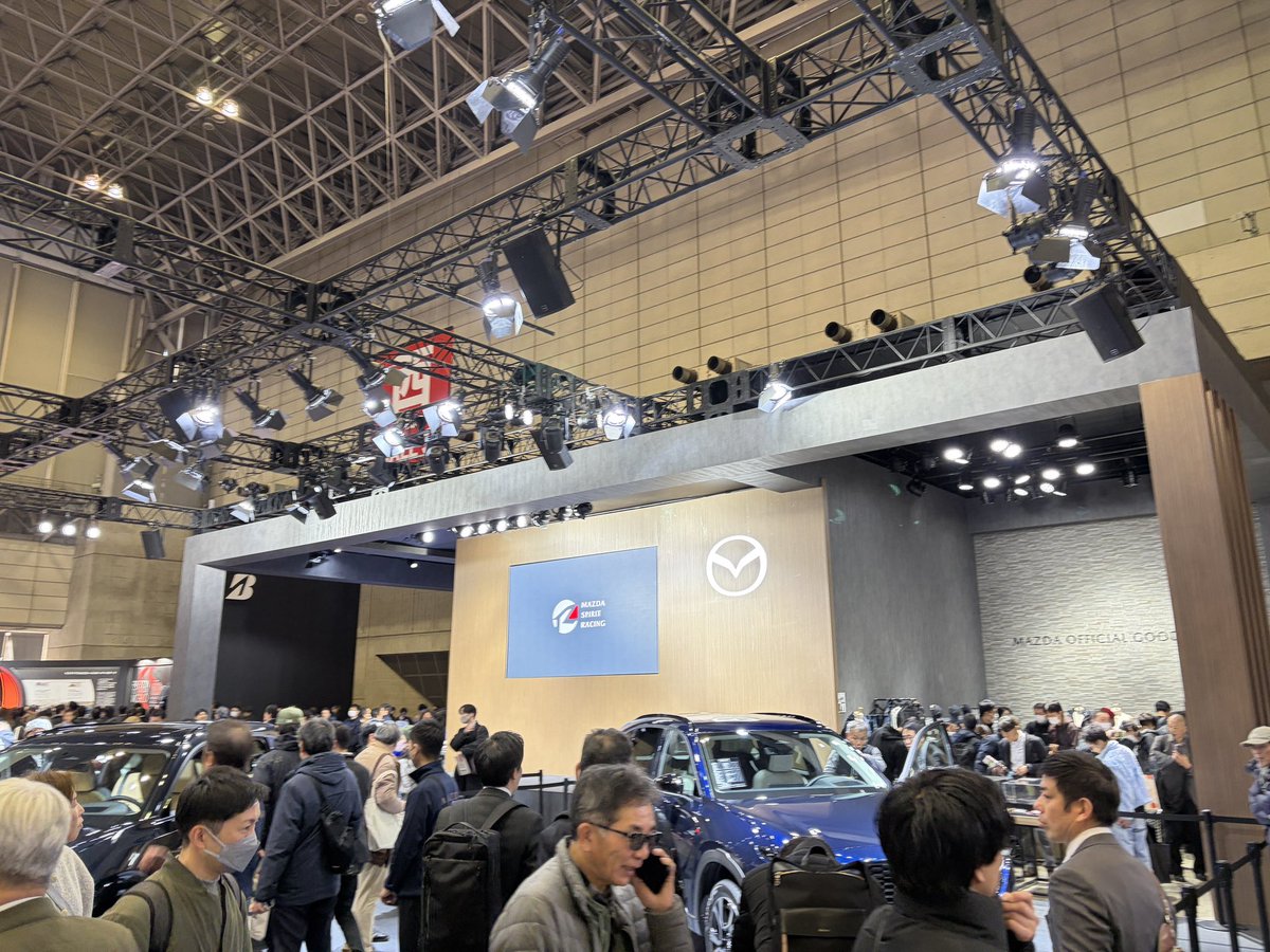 WillForWin2's tweet image. 何とMAZDA DRIVING ACADEMY様の懸賞に当選してオートサロンに来ています。
懸賞に当たったのって何年ぶりだろう…。ありがとうございました！