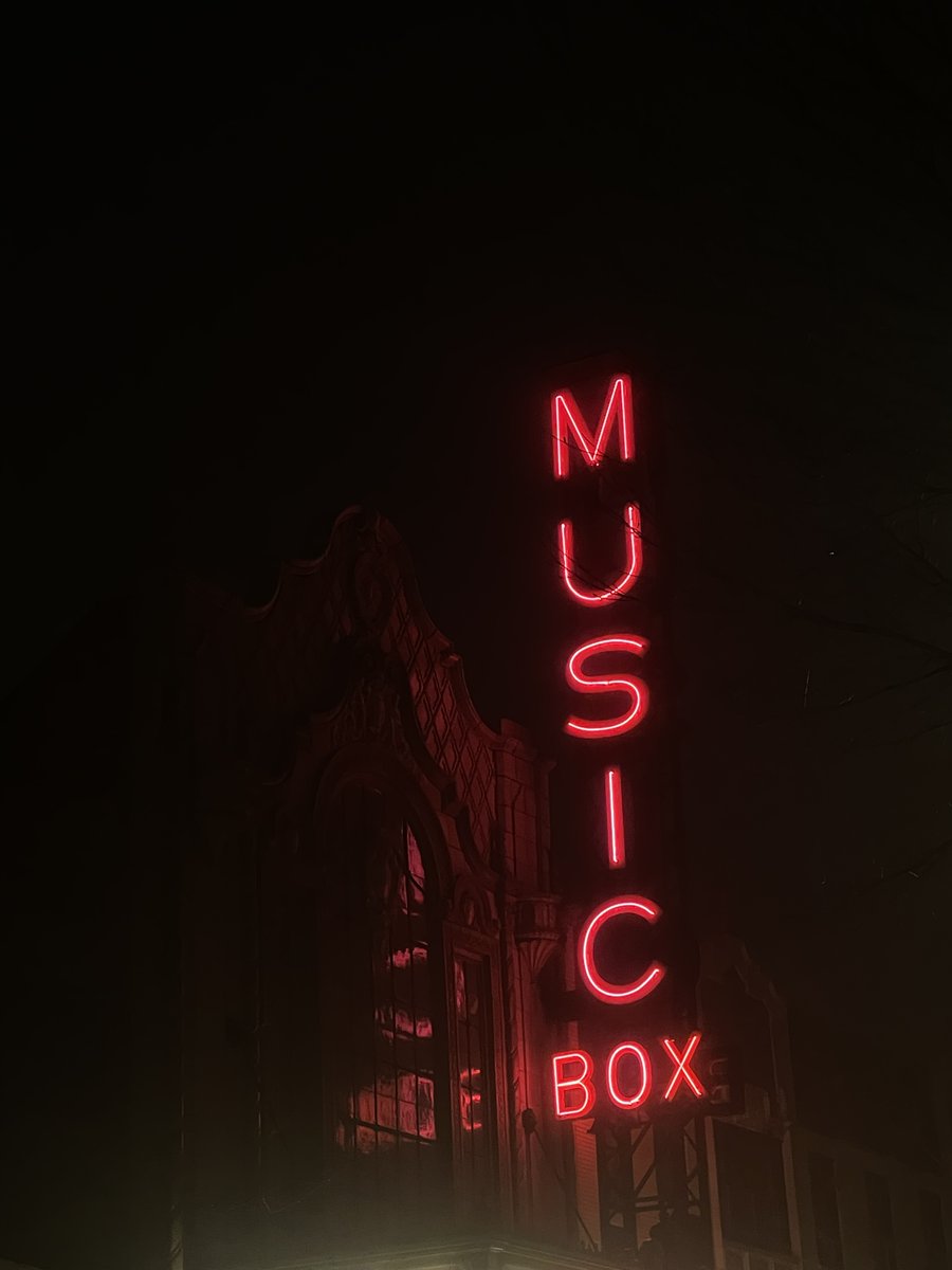 liamconns's tweet image. don't care none as good as the music box