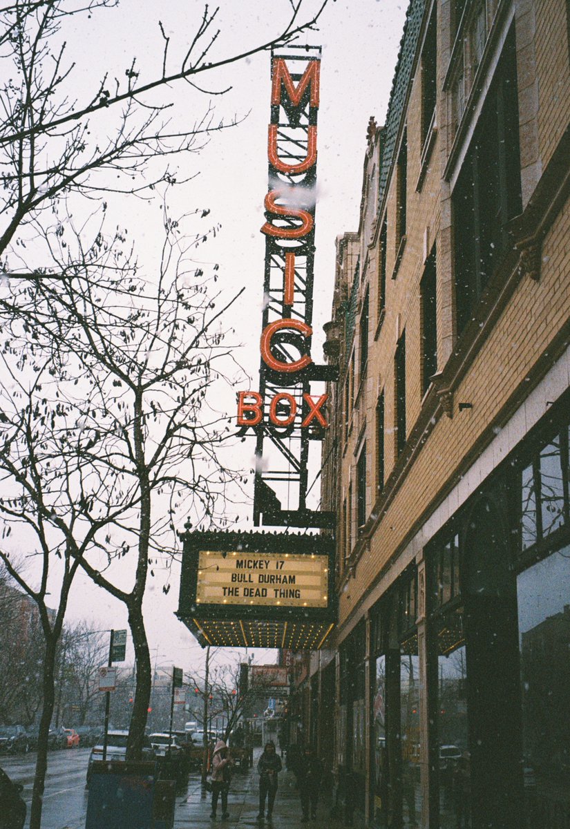 liamconns's tweet image. don't care none as good as the music box