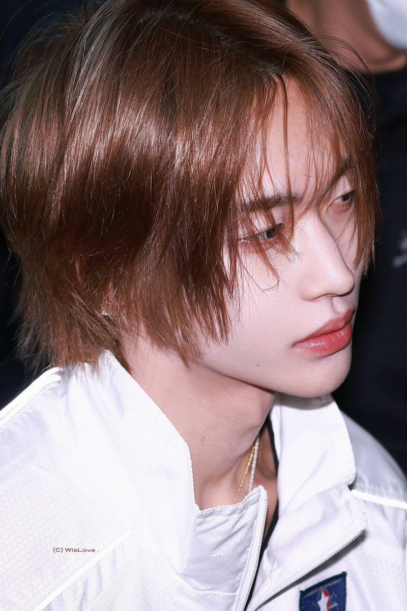 bbinlibuster's tweet image. 원빈이라는분 갈발하시고서 왜남자의악마이자 악마의남자가된건지 아시는분?..........
    저답을못알아내서  그냥 또오꿈공화국에 갇혀있습니다만, 꺼내주실거아니묜은  킵고잉해주세요..