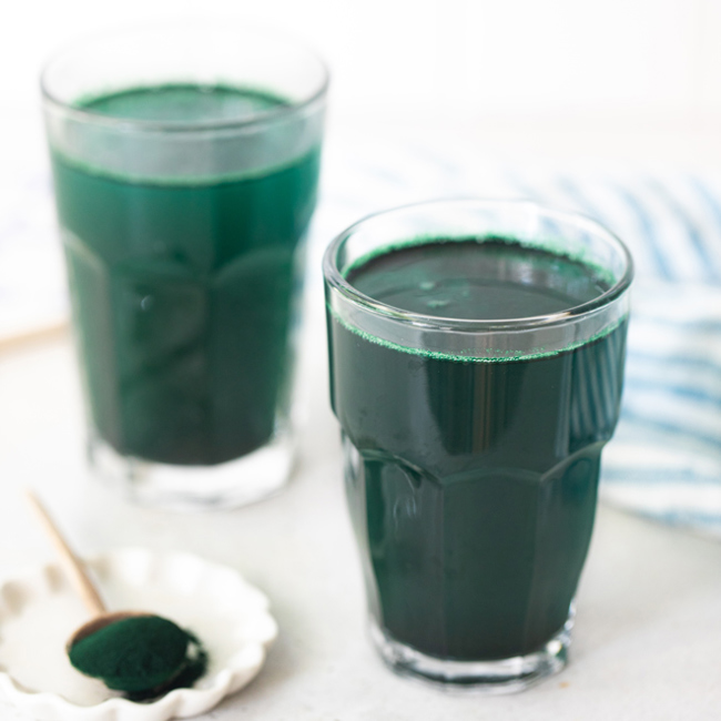 Coconut Water &amp; Spirulina

Say bye-bye to nutritional deficiencies when bringing this combination into your life. Adding spirulina to coconut water makes the spirulina even more easily assimilable. The combination of spirulina and coconut water creates a nutritional blend of