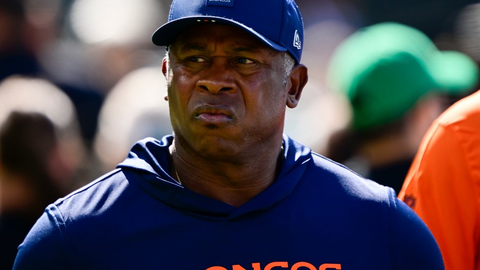 Dean Carter tweet media