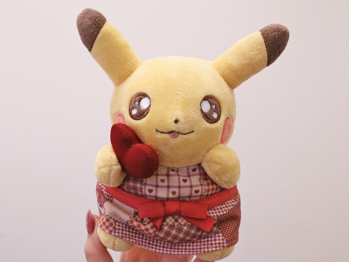 Pikachu's Sweet Deliveryの実物画像 ✓ぬいぐるみ ピカチュウ