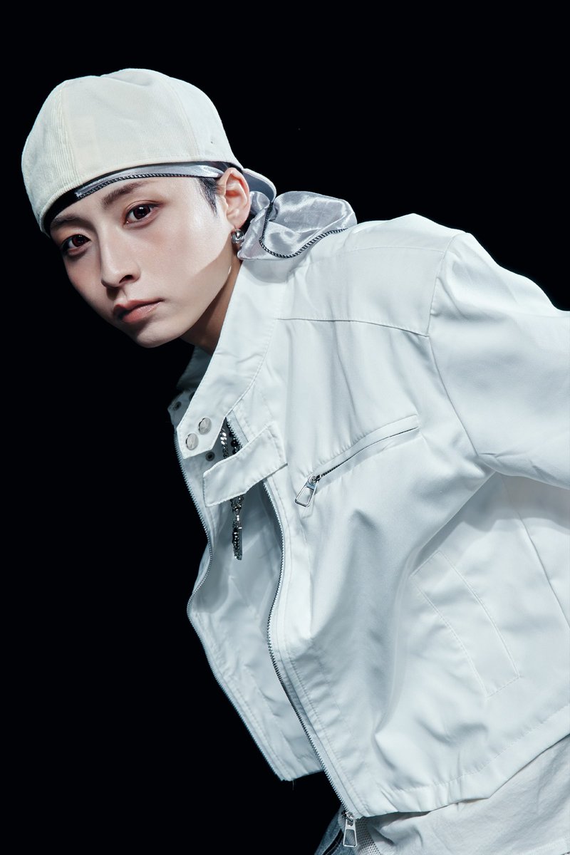 こーへいページ 4years ago today. We visited to KHI secret museum with fathers of