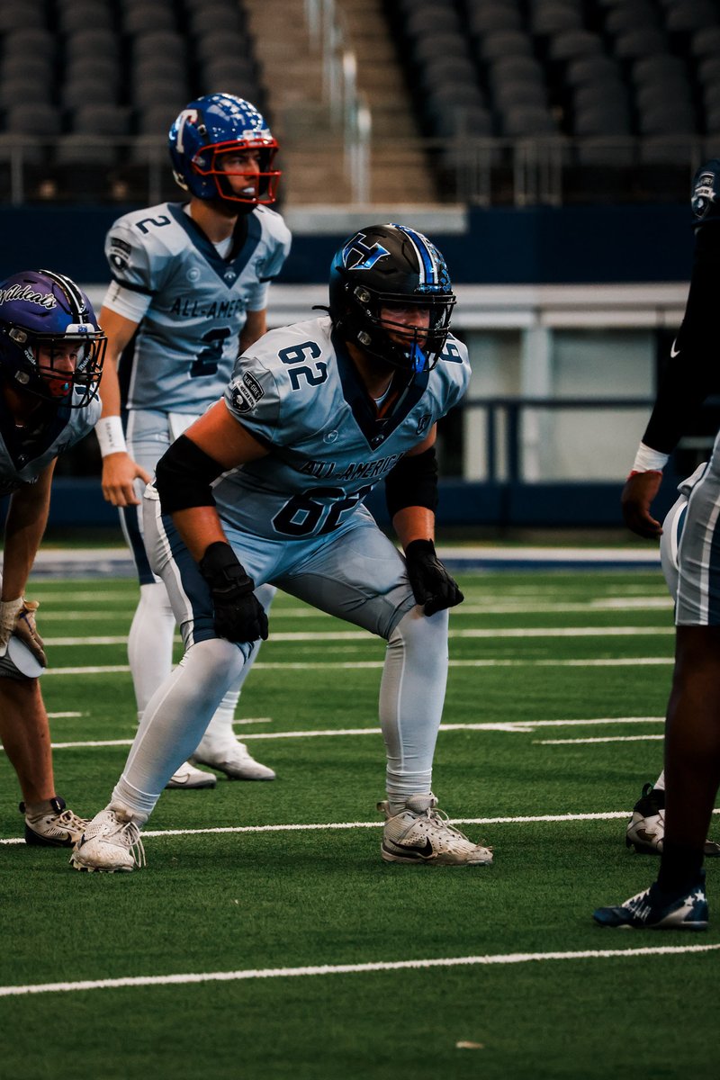 Jake Henneke tweet media