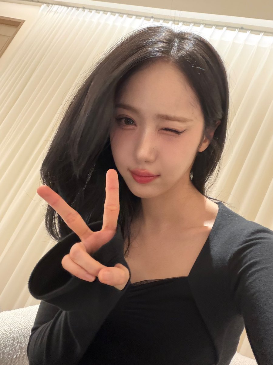 vivizbbl's tweet image. 260109 🐱💬 UPDATE