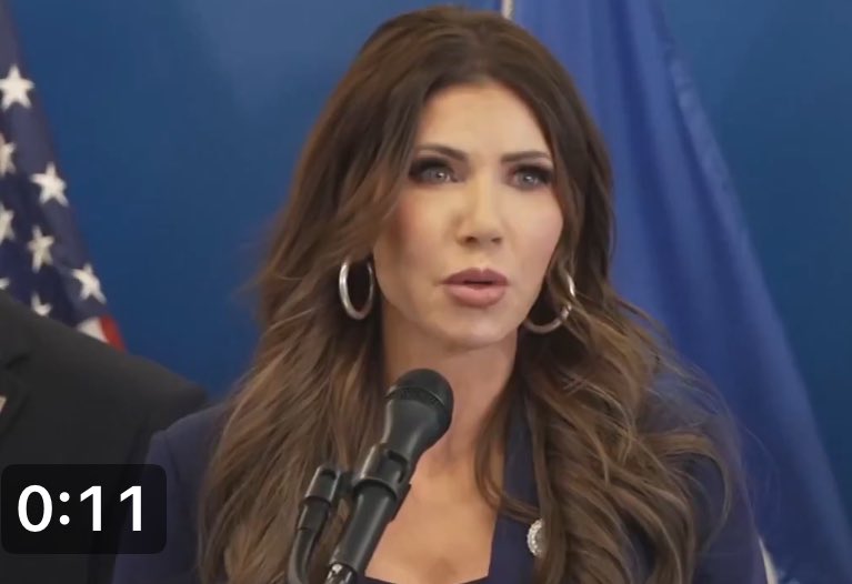 princess_kim_k's tweet image. Ugly fucking c* nt bag puppy killing Mar-a-lago faced evil megalomaniac