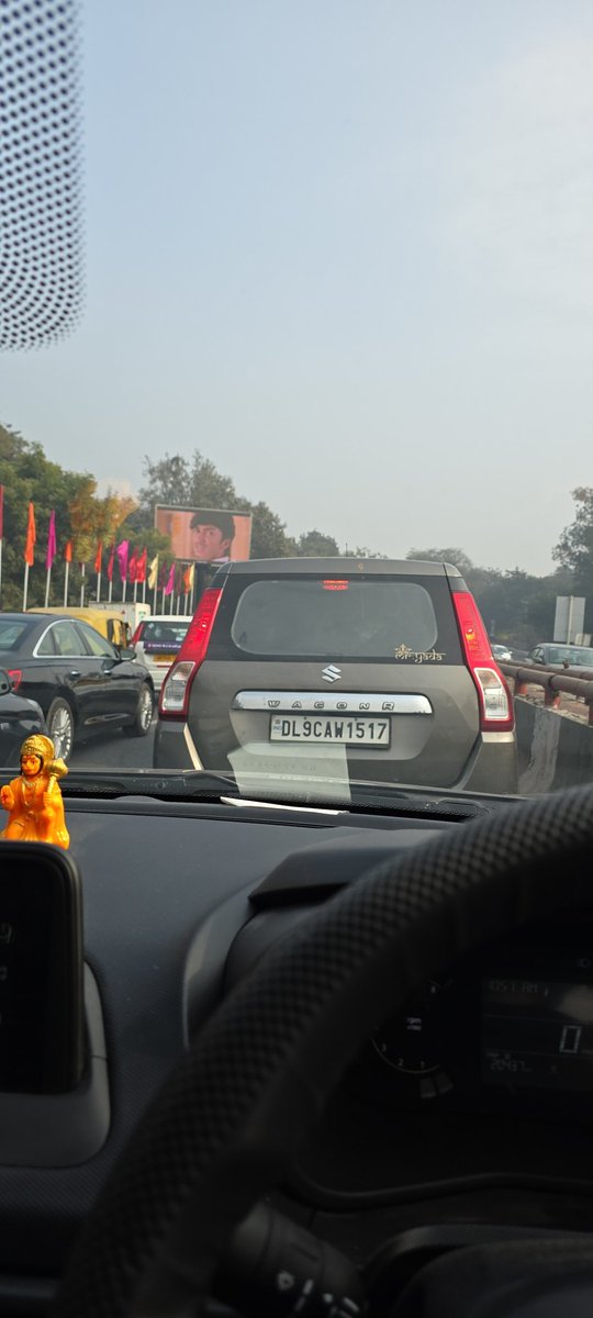 Traffic at #sardarpatelmarg
#delhitraffic
#Delhi