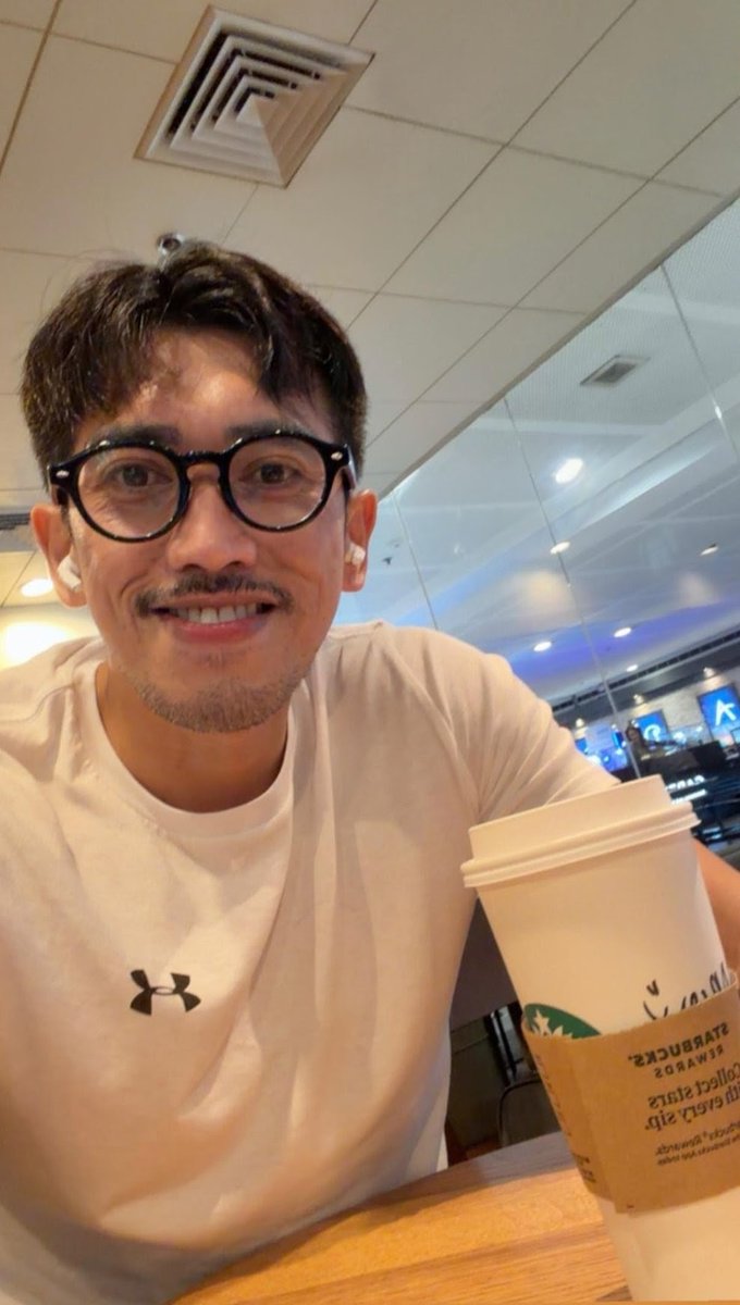 bnmrcgero's tweet image. 😄☕