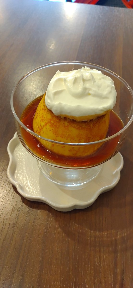 ここのプリン大好き 硬めで苦みがあるプリン 美味い！