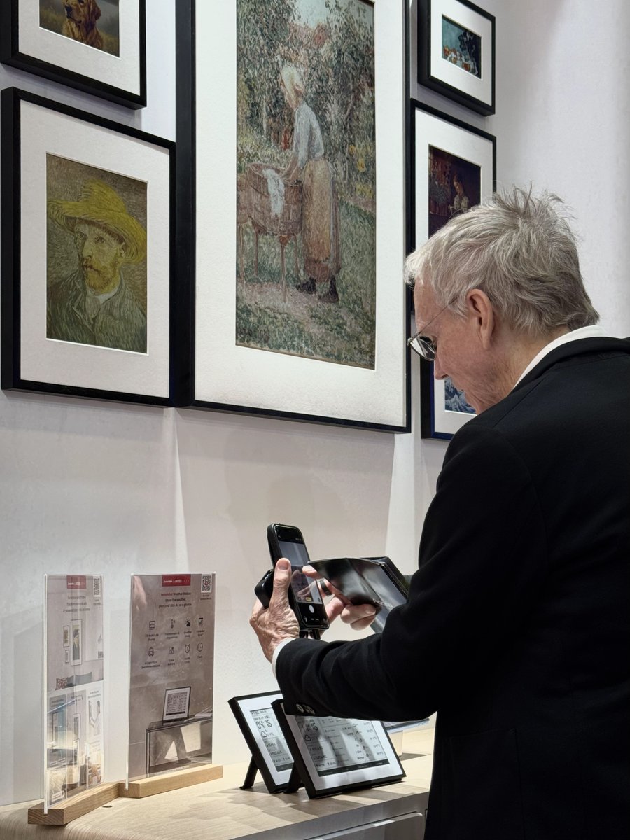 SwitchBot tweet media