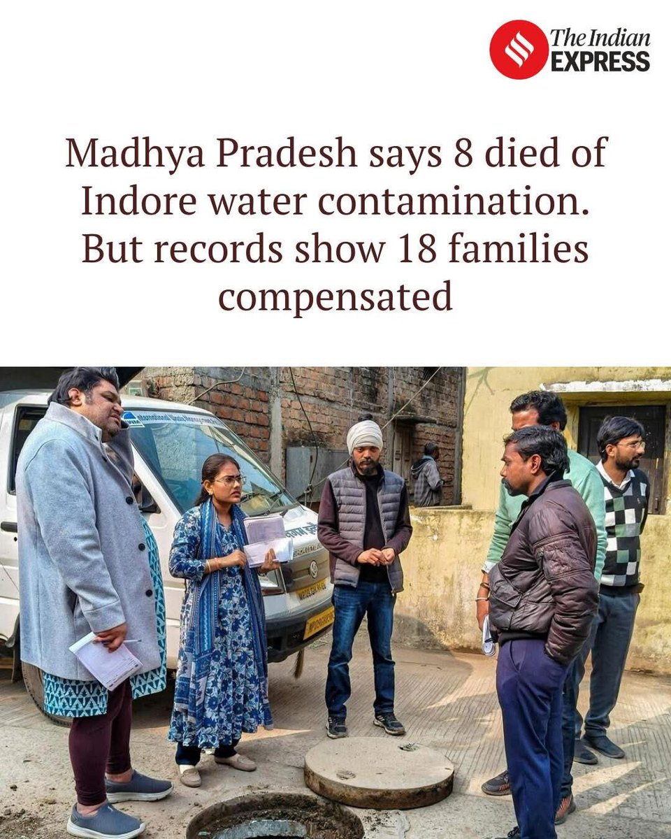 PuneetVuneet's tweet photo. हर गली उगवा रहा हूँ मैं दवाई की फ़सल
एक दो क्या देश को बनवा दिया है हॉस्पिटल
इनका असली प्लान ये तुमको नहीं बतलाएंगे
पहले तो मर जाएंगे फिर आँकड़े बन जाएंगे
आँकड़े ये फिर मेरे मत्थे पे मढ़ने के लिए
मर रहे हैं सब मुझे बदनाम करने के लिए https://t.co/mVWcYHghY0
