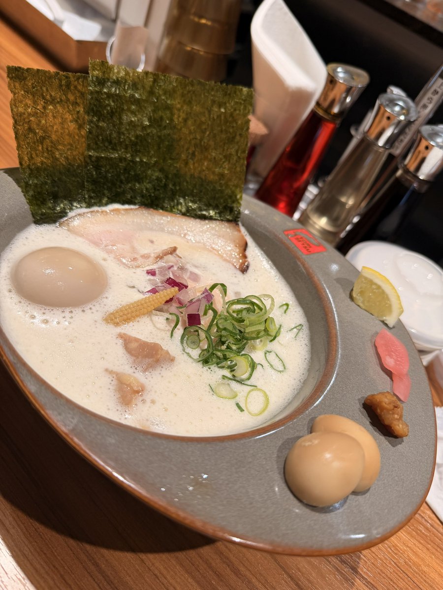 鶏白湯ラーメンSPECIAL RAMEN FACTORY TORISETSU