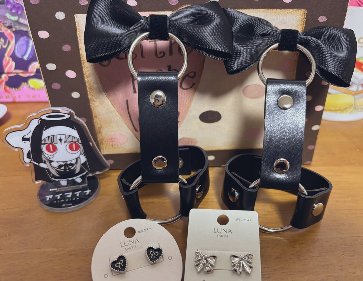Kanmidokorochan's tweet photo. この間からずっとうるさかったツインテールハーネス届いた！！
かわいすぎる飾っても可愛〜！ https://t.co/1cE9qdJP48