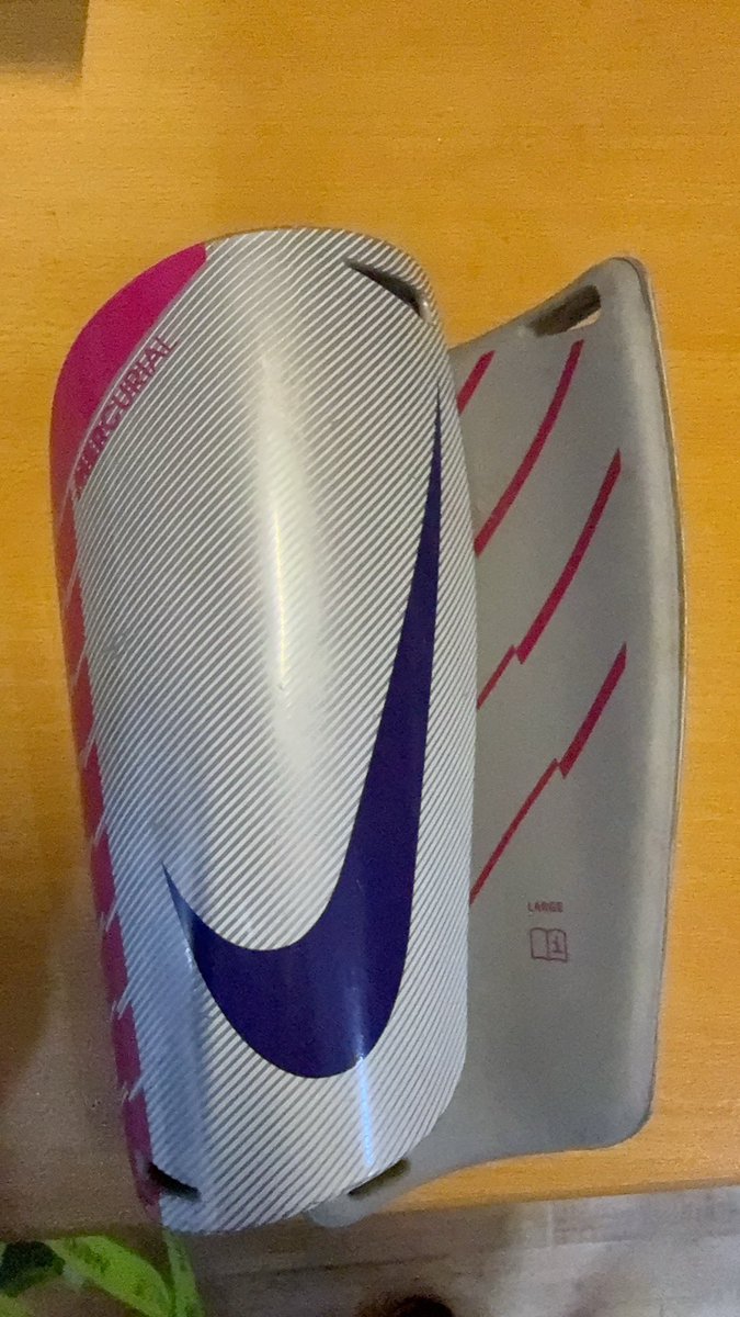 努力营造一种高级感的球风和场景